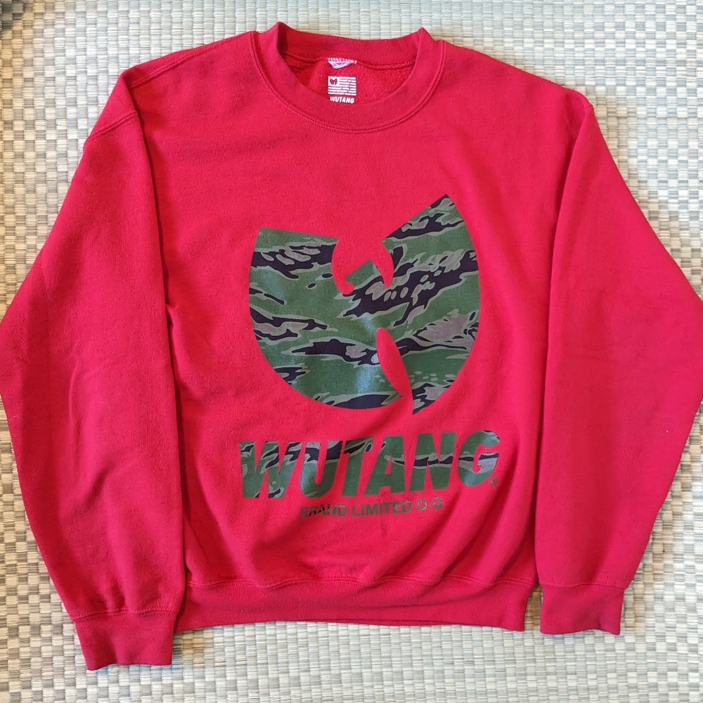 RARE Wu-Tang Sweatshirt Mens Medium Red Camo W Logo Crew Neck Made in USA